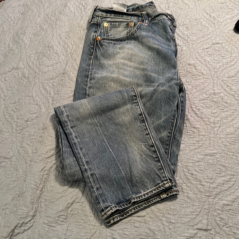 Levi’s button fly mens 33x32